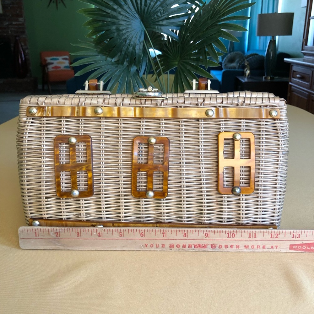 Vintage Wicker Purse - Picture 8 of 10